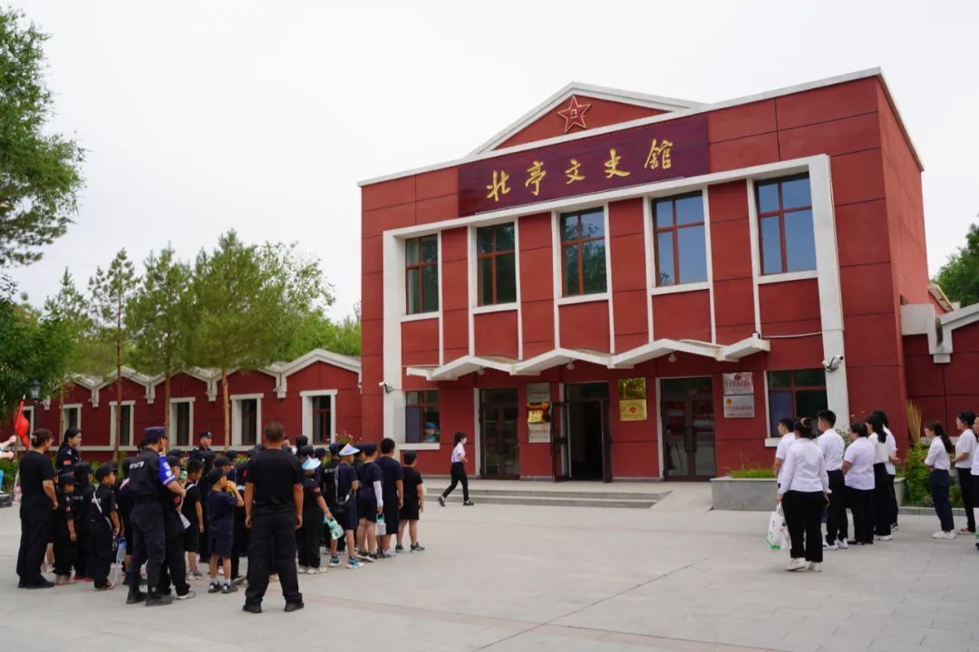 2023年11月鷹米講解為新疆北亭文史館提供自助導(dǎo)覽設(shè)備M7型。<