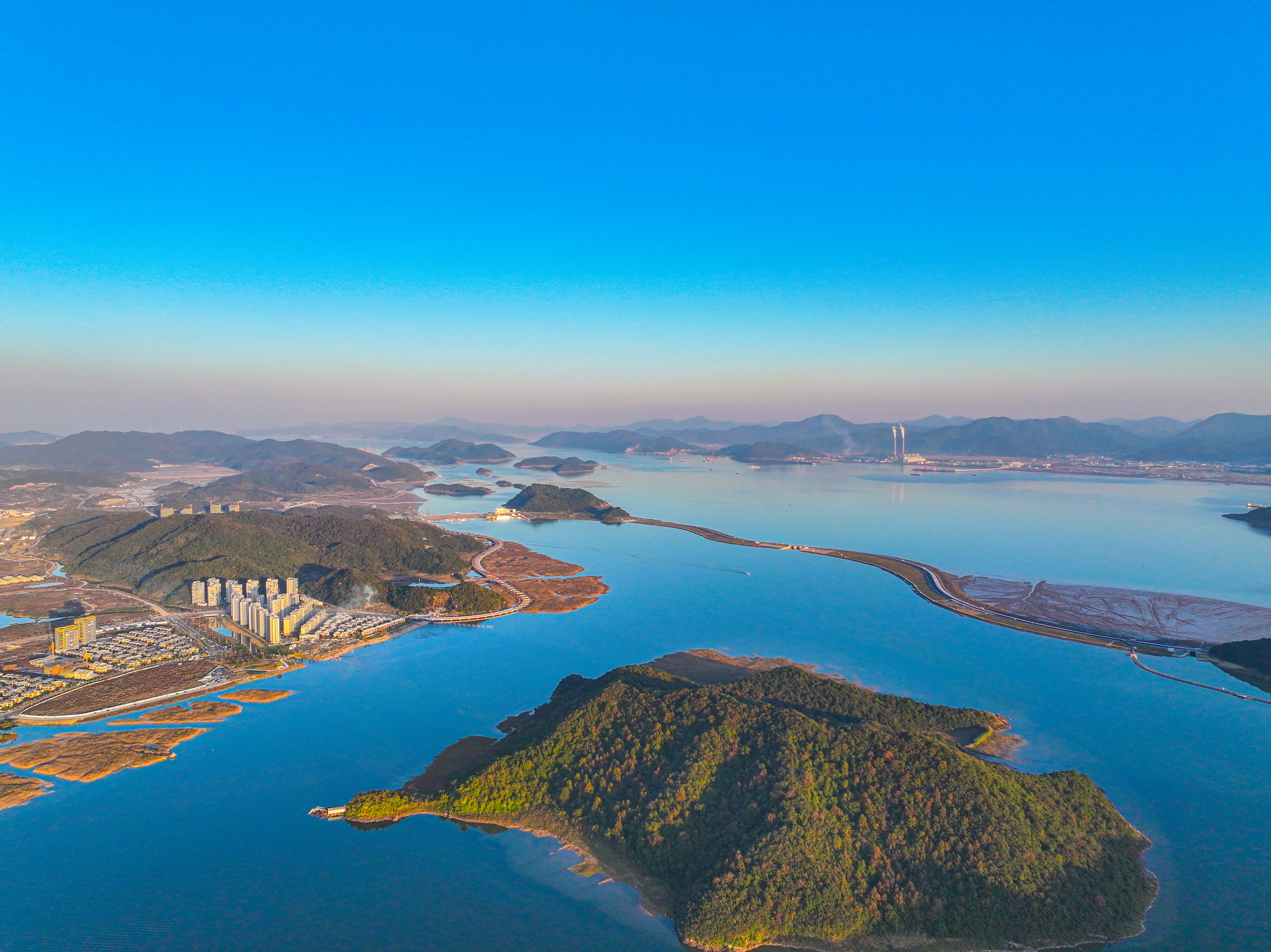 2025年7月鷹米二維碼講解系統(tǒng)賦能寧波灣度假區(qū)沉浸式旅游新體驗<